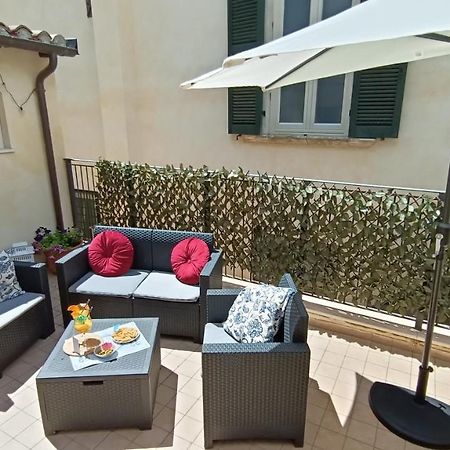 Cozy House Con Corte Privata In Centro Storico Aq L'Aquila Eksteriør billede