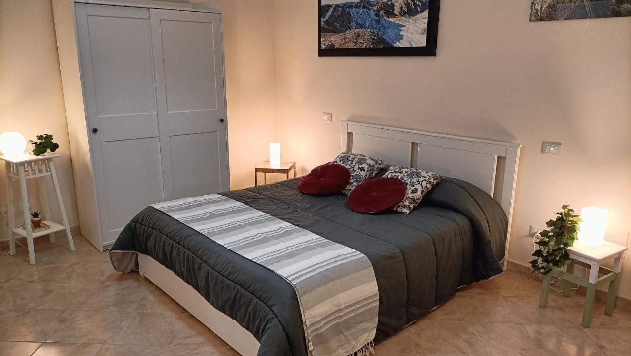 Cozy House Con Corte Privata In Centro Storico Aq L'Aquila Eksteriør billede